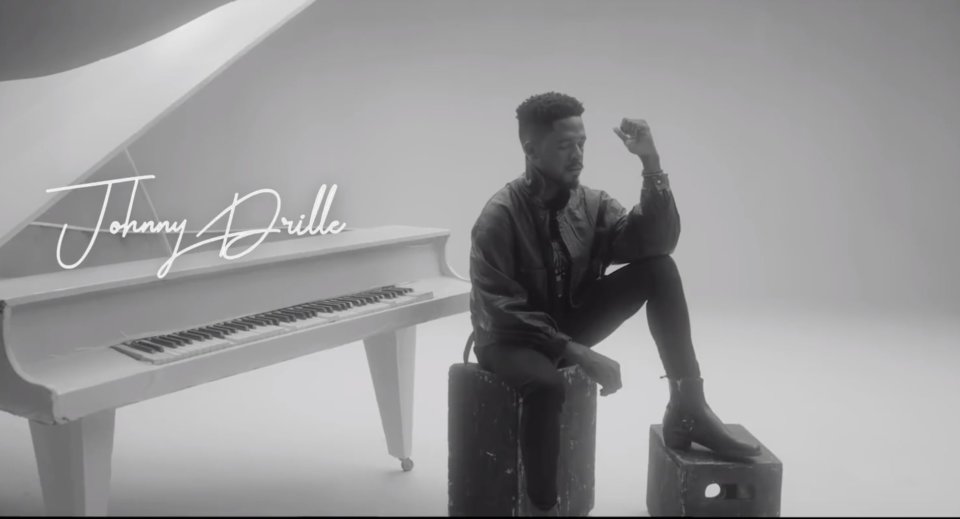 VIDEO: Johnny Drille - Papa