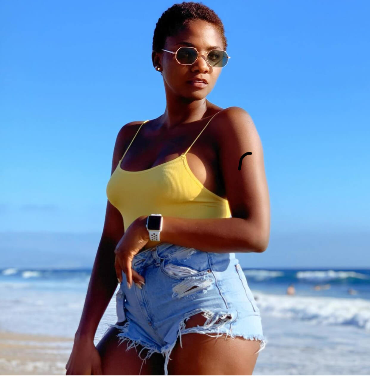 Simi Finally Shows Off Pregnancy Bump Notjustok