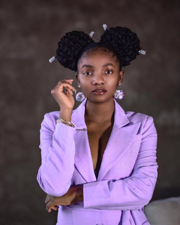 Simi Celebrates 40 Million 'Duduke' Views, Releases French Version