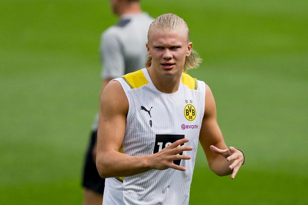 Haalanda at Dortmund Training 