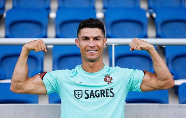 PSG Sign Ronaldo Mbappe 