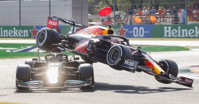Hamilton& Verstappen Crash