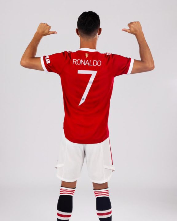 Manchester United Reveal Cristiano Ronaldo's Jersey Number - Notjustok