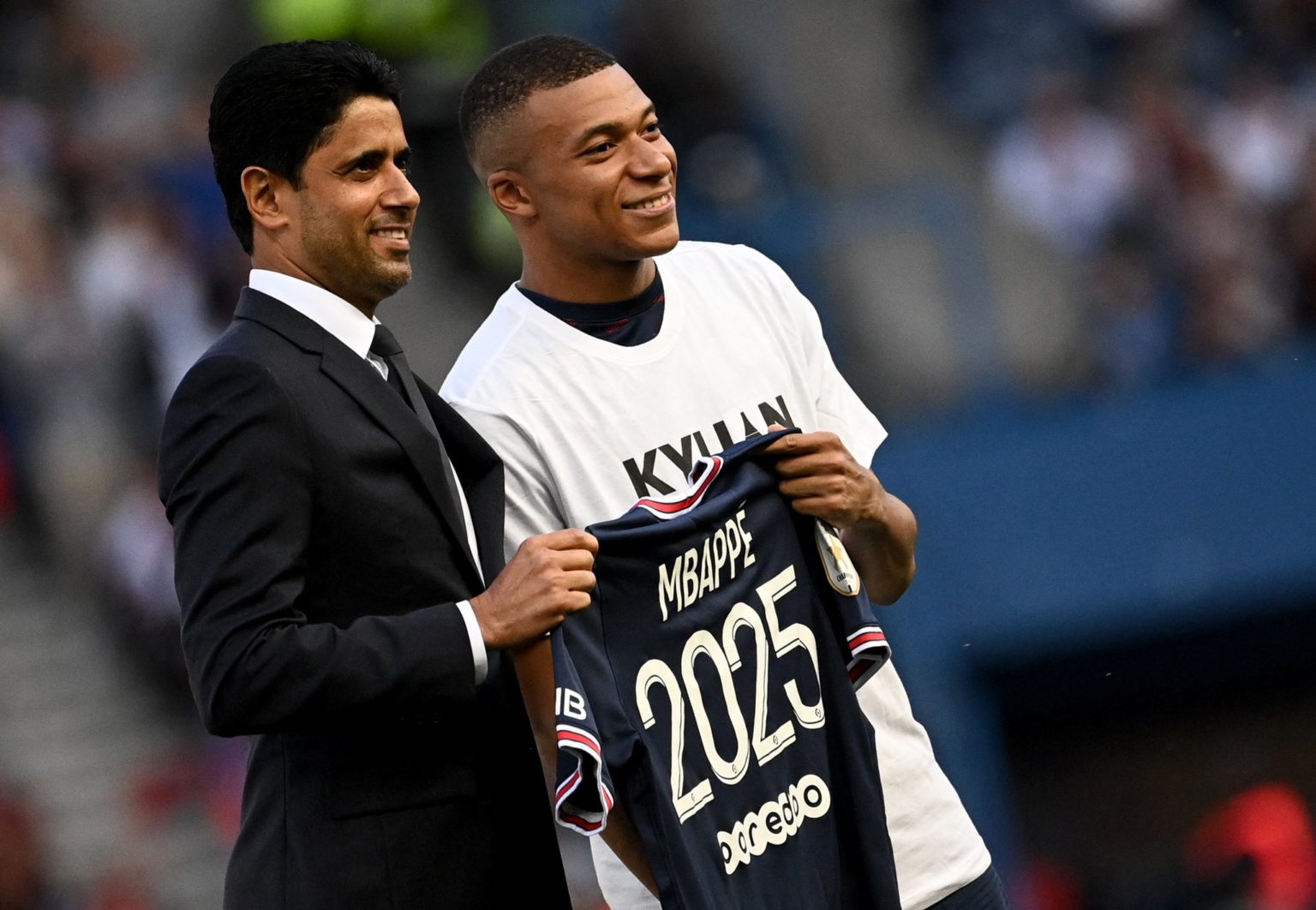 Kylian Mbappes Outrageous Mega Salary Revealed 1356