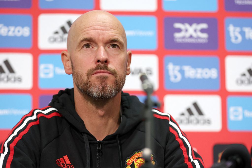 Erik Ten Hag gives update on Maguire's injury ahead of Liverpool clash