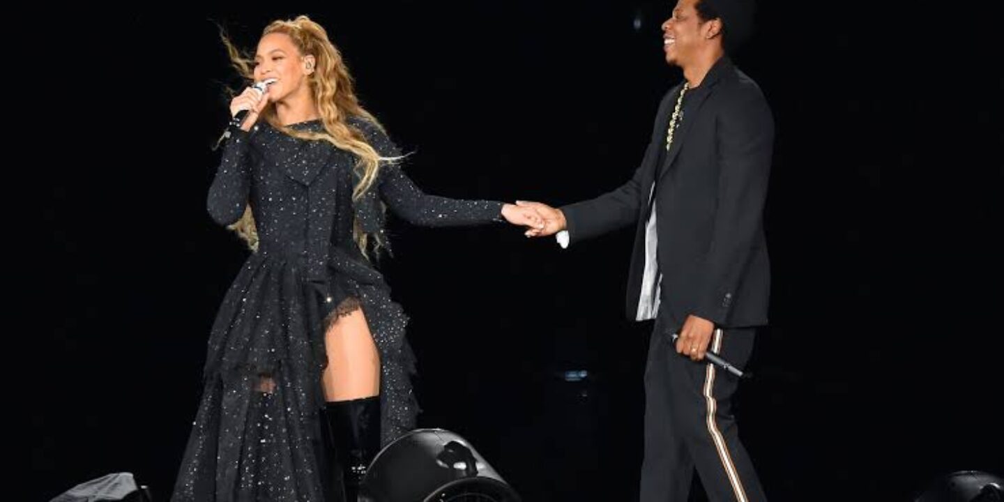 Jay-Z joins Beyoncé on stage in Paris for first performance together in ...