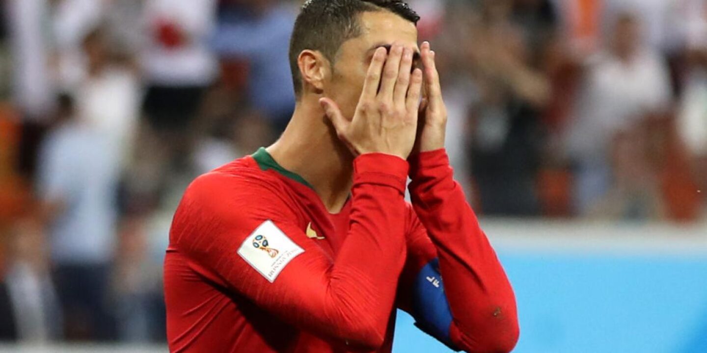 Cristiano Ronaldo sets an unimaginable record in football history