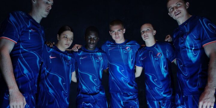 Chelsea players pose in the 2024/25 new kit