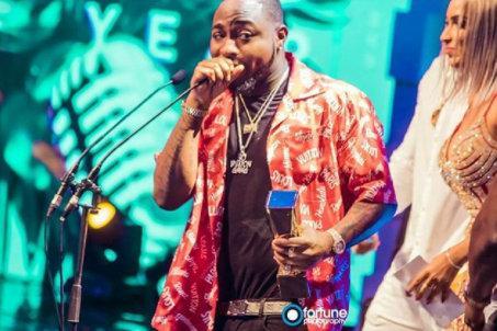 Davido seen rocking an LV shirt that cost ($900) at the Sound City Awards.