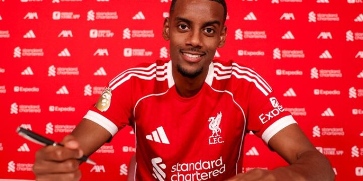 Alexander Isak in a Liverpool jersey after being the most expensive signing in Britain
