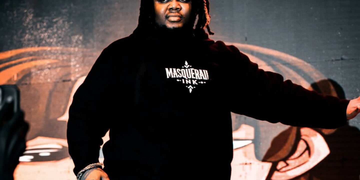 Oh My Home Lyrics by Wizard Chan