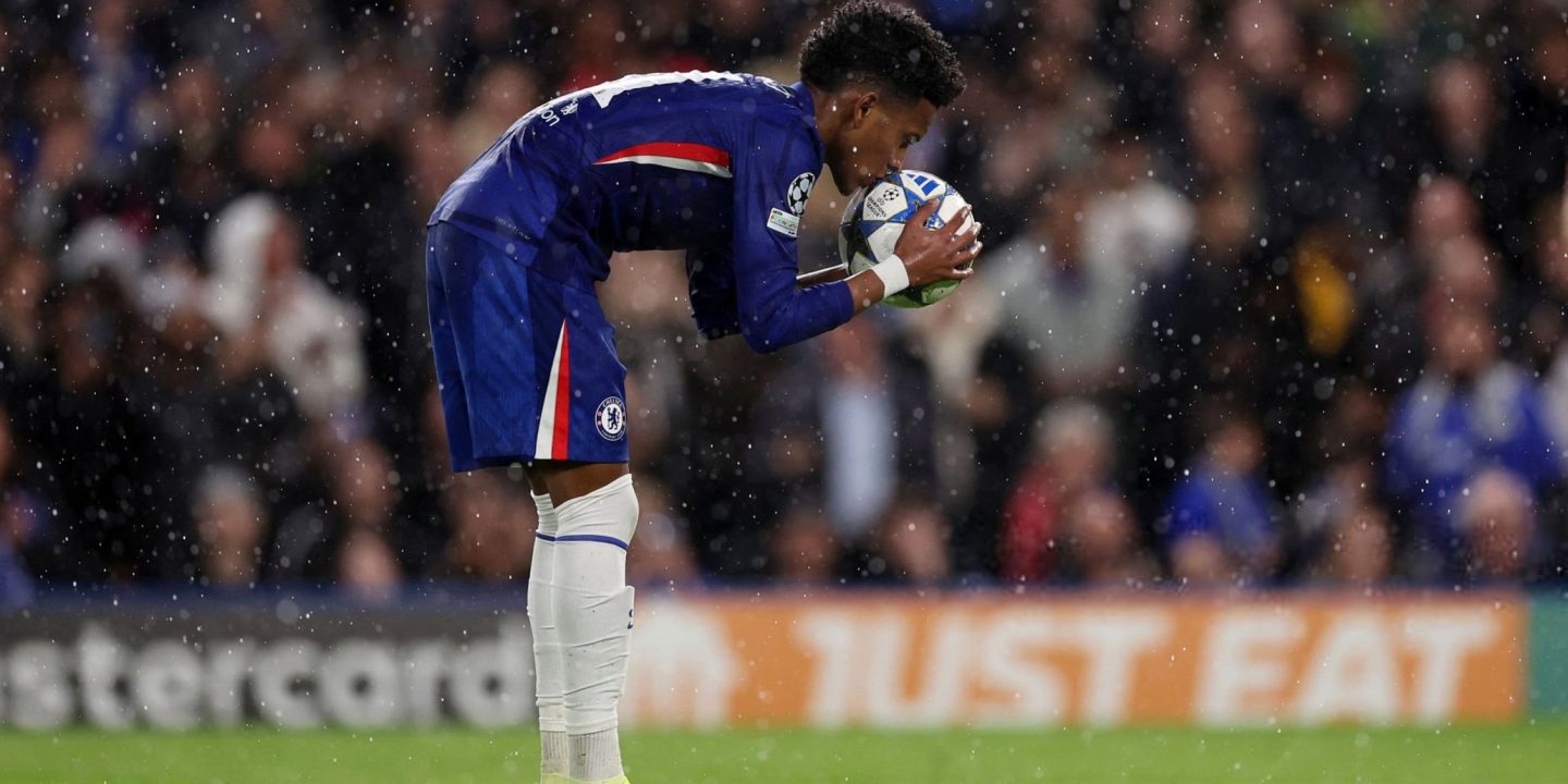 Enzo Maresca showers praises on Willian Esteavo