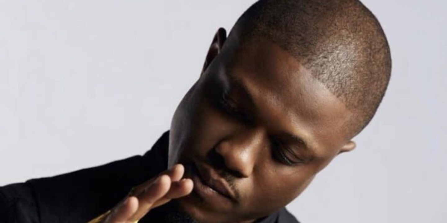 Omi l'a wo ran Lyrics by Vector