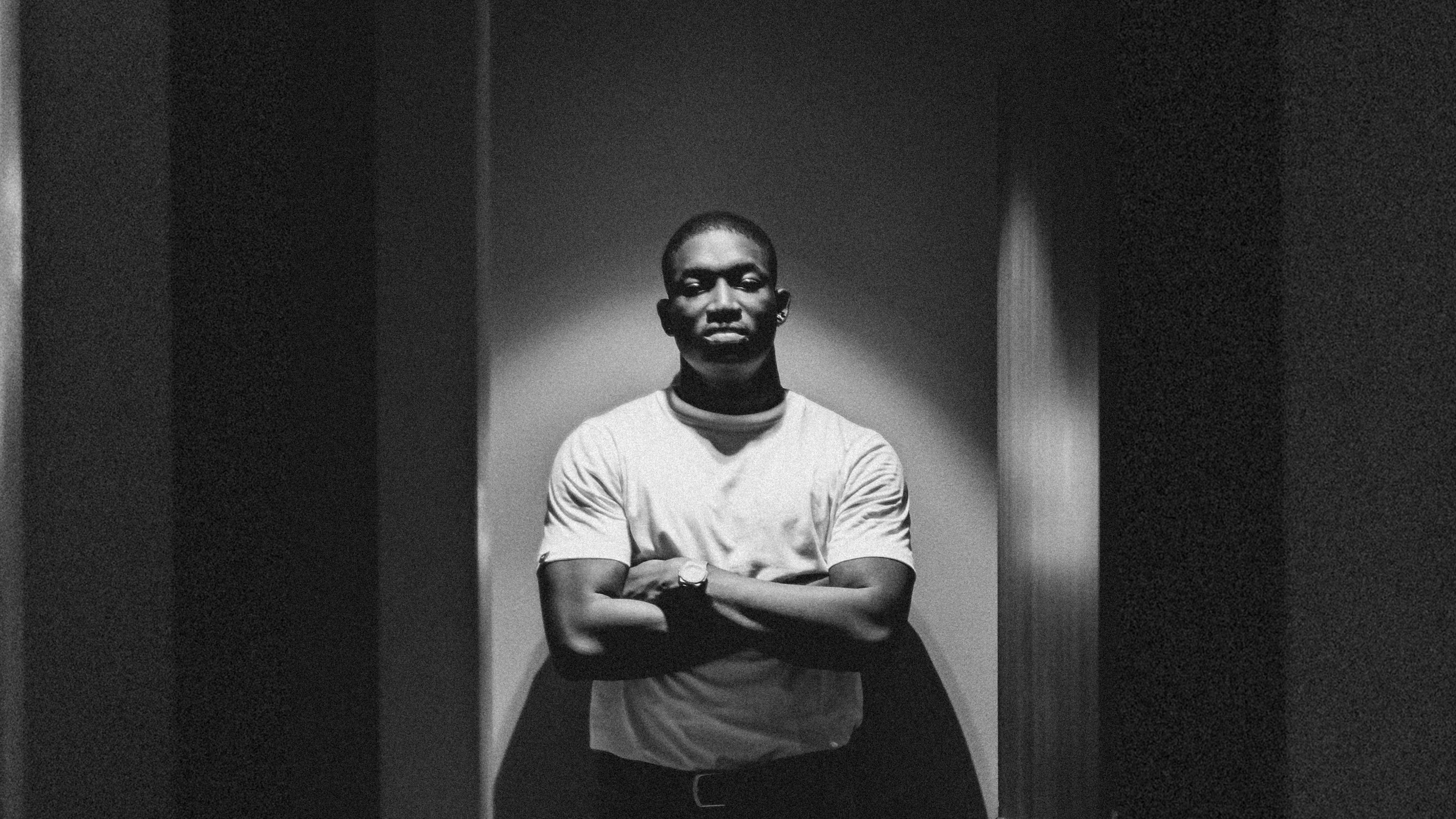 Mdnmmars returns with 'Omo', a 99bpm Afropop record
