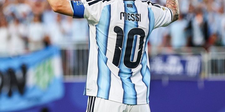 10 players with the most goals scored in FIFA World Cup history