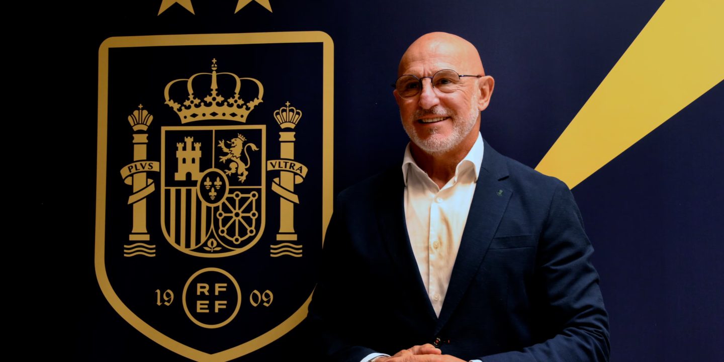 Luis de la Fuente renews Spain's contract after World Cup triumph